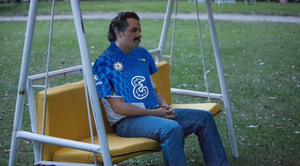 Pablo Escobar bored in a Chelsea Shirt